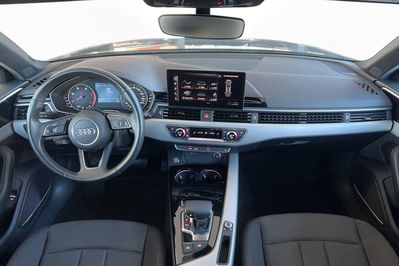 Audi A4 35 TDI mHEV S tronic