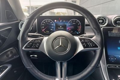 Mercedes Klasa C 300 4MATIC AVANTGARDE