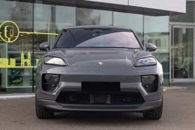 Porsche Macan 4