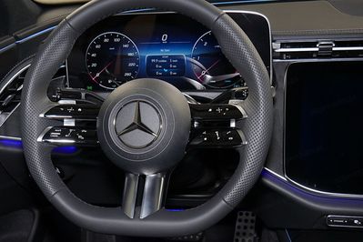 Mercedes Klasa E 220 d 4-Matic AMG