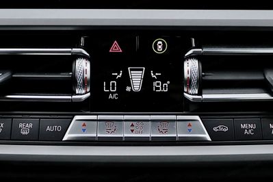 BMW Seria 3 318d Sport Line