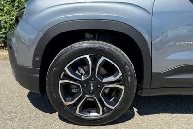 Jeep Avenger Summit 1.2 T3 mHEV FWD eDCT6
