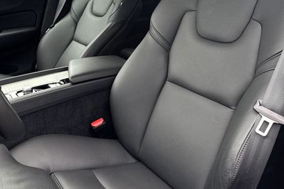 Volvo XC60 B4 B Plus Dark