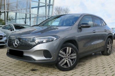 Mercedes EQA 250+  Electric Art