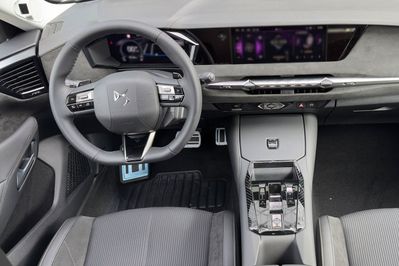 DS N°4 Performance Line EAT8 1.5 BlueHDi