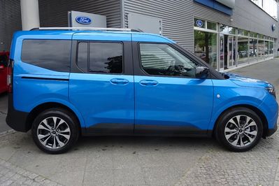 Ford Tourneo Courier Titanium A7