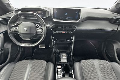 Peugeot 2008 GT 1.2 PureTech EAT8