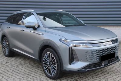Omoda 9 1.5 Super Hybrid Exclusive AWD