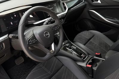 Opel Crossland X 1.2 t Gs Line S&S