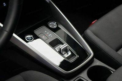 Audi A3 35 TFSI mHEV S tronic