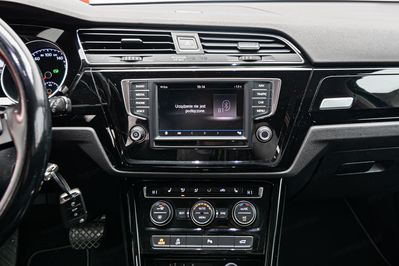 Volkswagen Touran 1.4 TSI Highline DSG 7os.