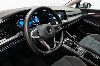 Volkswagen Golf VIII 2.0 TDI SCR Style