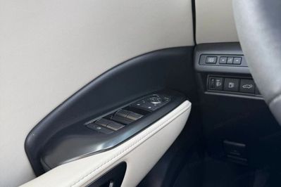 Lexus LBX Hybrid Elegant