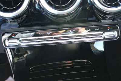 Mercedes CLA 200 mHEV 7G-DCT