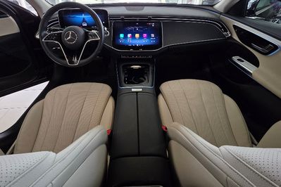 Mercedes Klasa E 200 4-Matic Avantgarde 9G-Tronic
