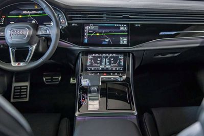 Audi Q8 SQ8 TFSI quattro