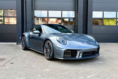 Porsche 911 Carrera