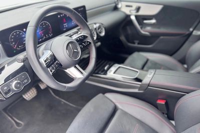 Mercedes Klasa A 220 d AMG Line