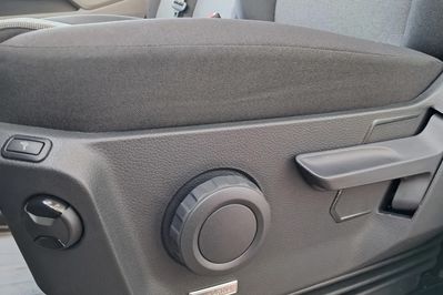 Volkswagen Crafter L4H3 8AT