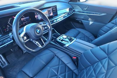 BMW Seria 7 740d xDrive mHEV sport-aut