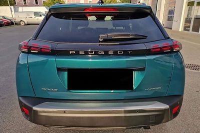 Peugeot 2008 Envy e-DCS6 PureTech mHEV