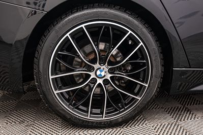 BMW Seria 3 330e iPerformance M Sport