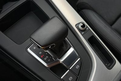 Audi A4 35 TFSI S Line