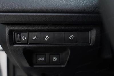 Toyota Camry Prestige 2.5 Hybrid Dynamic Force