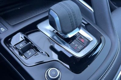 Jaguar E-Pace D200 AWD R-Dynamic HSE