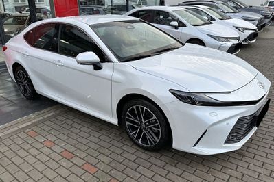 Toyota Camry Prestige 2.5 Hybrid Dynamic Force