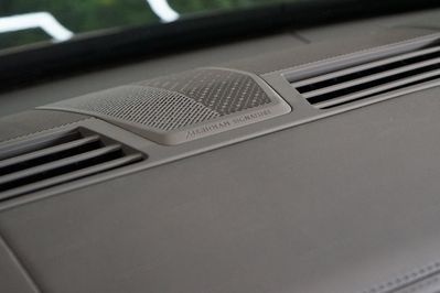 Land Rover Range Rover 4.4 V8 P530 Autobiography SWB