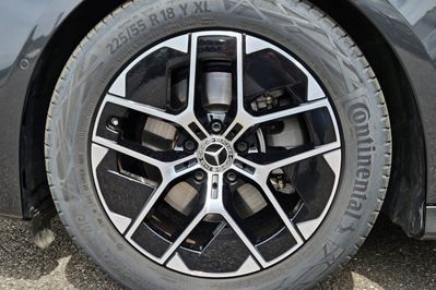 Mercedes E Klasa 220 d 4-Matic Avantgarde Estate