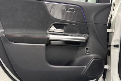 Mercedes GLA 200 AMG Line 7G-DCT