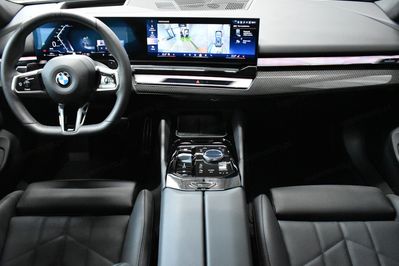 BMW Seria 5 520i mHEV M Sport aut