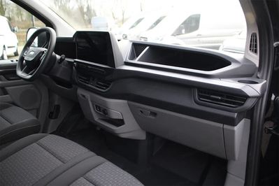 Ford Transit Custom Kombi M1 320 L2H1 Trend A8