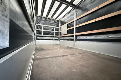 Mercedes Sprinter 319 CDI Plandeka 10 ep
