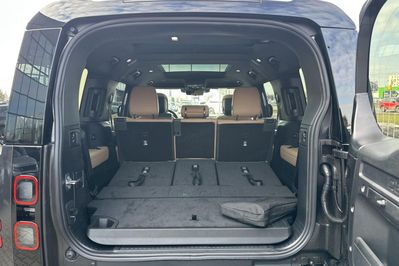 Land Rover Defender 130 3.0 D350 mHEV X-Dynamic HSE