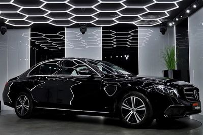 Mercedes Klasa E 220 d 4-Matic 9G-TRONIC