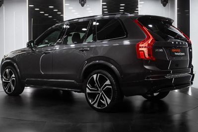 Volvo XC90 T8 AWD Plug-In Hybrid Plus Dark 7os aut