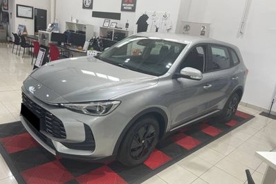 MG ZS 1.5  Standard MT