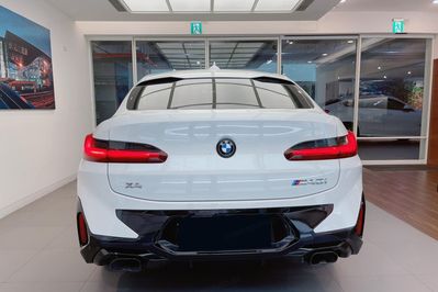 BMW X4 M40i