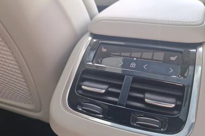 Volvo XC60 B5 B AWD Ultra Dark aut