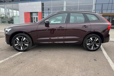 Volvo XC60 B5 AWD Plus Dark