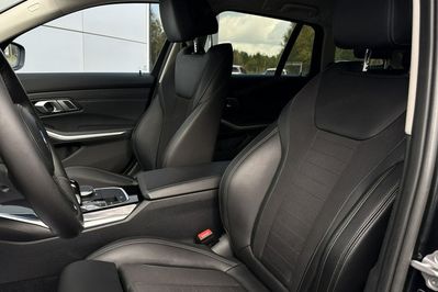 BMW Seria 3 Touring 320d Advantage
