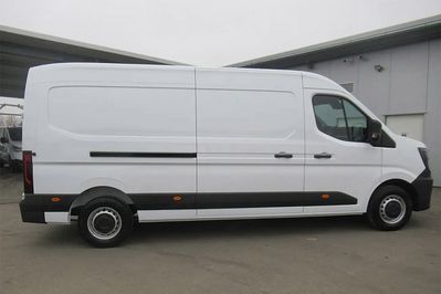 Renault Master L3H2 Extra AT9