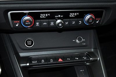 Audi Q3 40 TDI quattro S Line