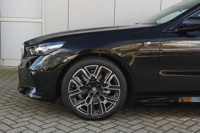 BMW Seria 5 Touring 520d xDrive M Sport