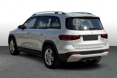 Mercedes GLB 200