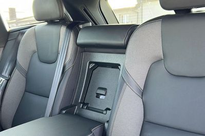 Volvo XC60 B4 D AWD R-Design aut