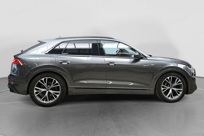 Audi Q8 50 TDI quattro